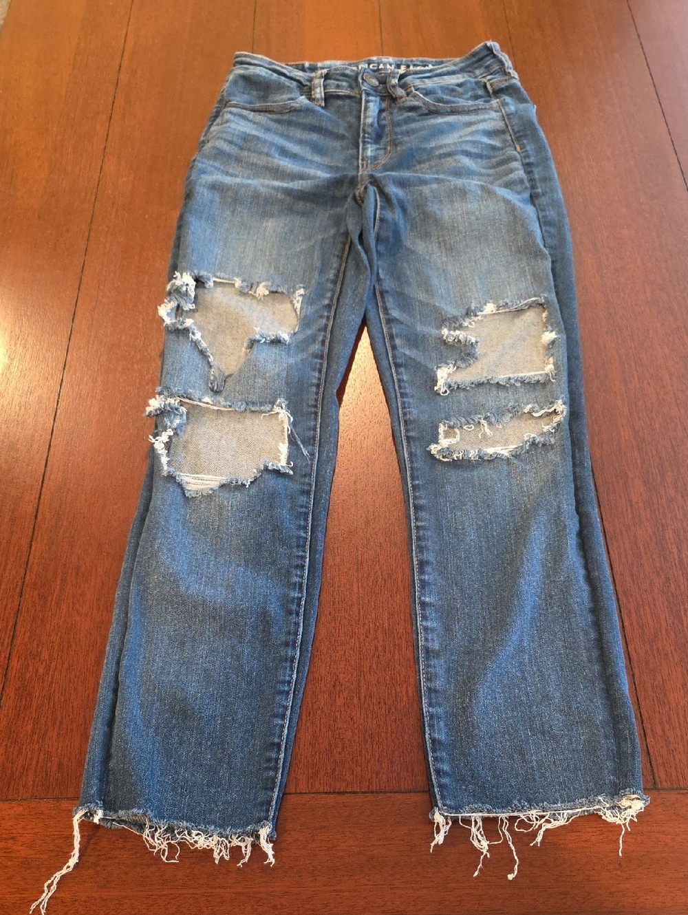 American Eagle Distressed Straight-Leg Blue Jeans Size 2